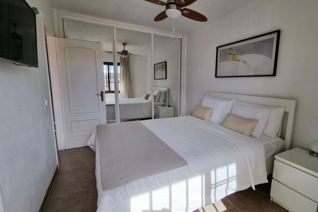 Apartamento Brisas Del Mar San Miguel de Abona Bagian luar foto